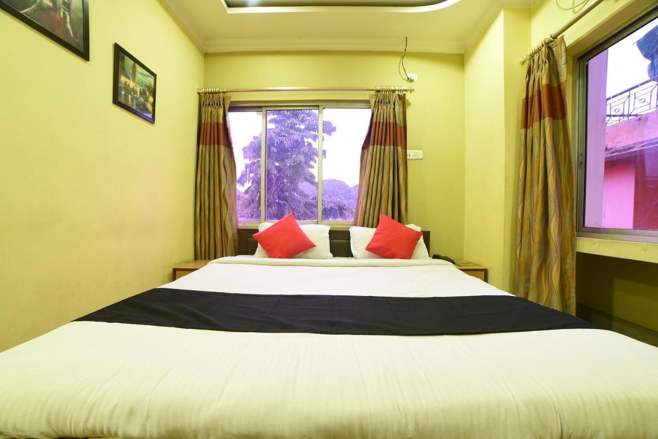 Collection O Hotel Highway Palace Guwahati Exterior foto