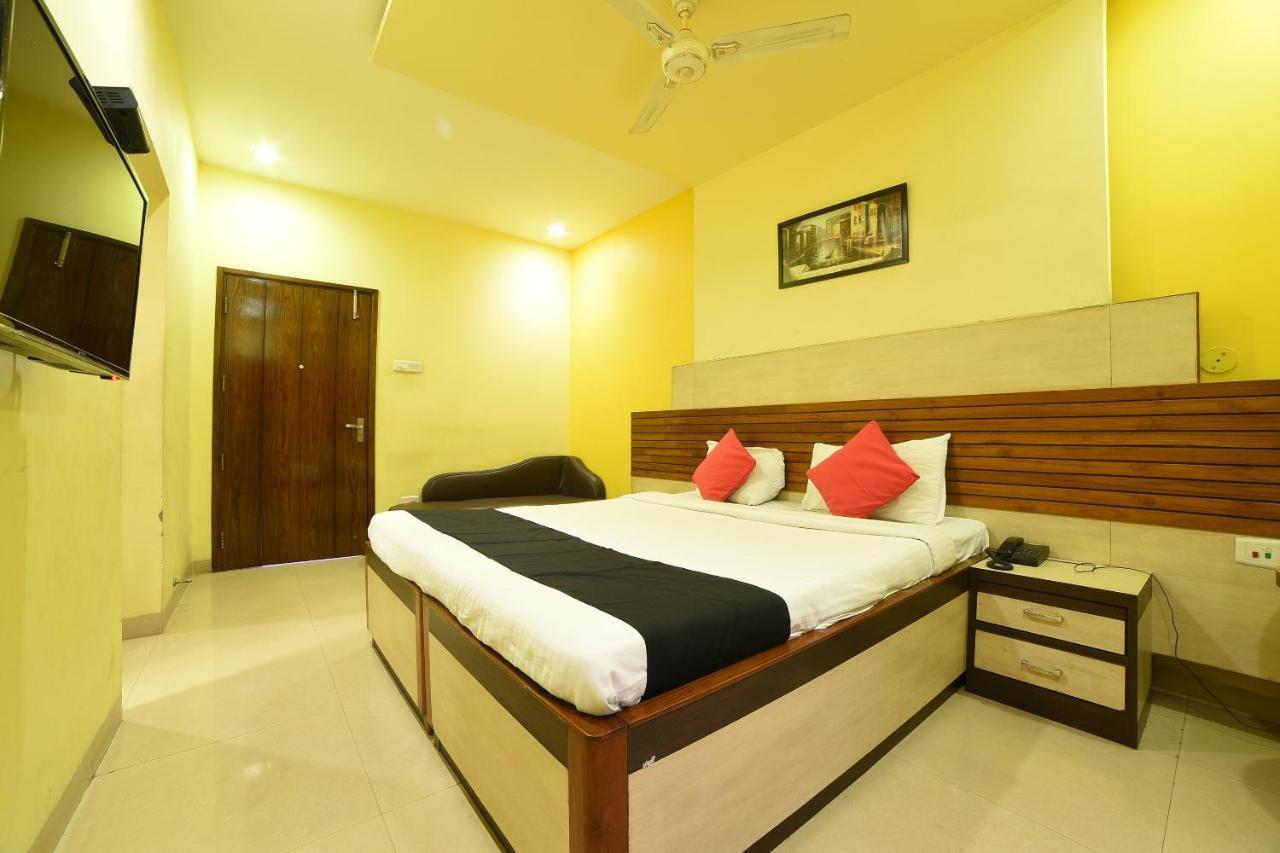 Collection O Hotel Highway Palace Guwahati Exterior foto