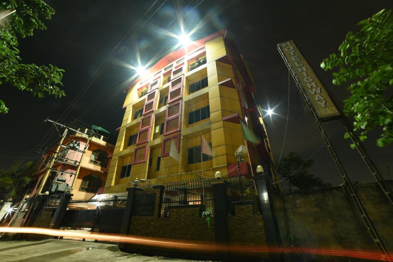 Collection O Hotel Highway Palace Guwahati Exterior foto
