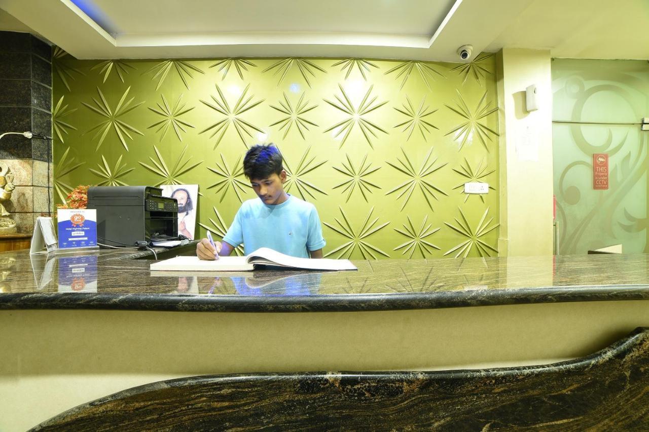 Collection O Hotel Highway Palace Guwahati Exterior foto