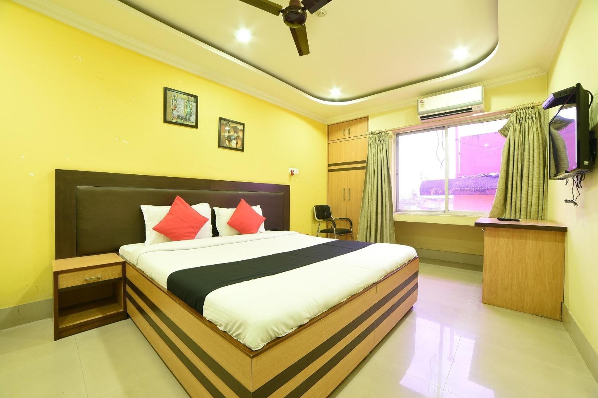 Collection O Hotel Highway Palace Guwahati Exterior foto