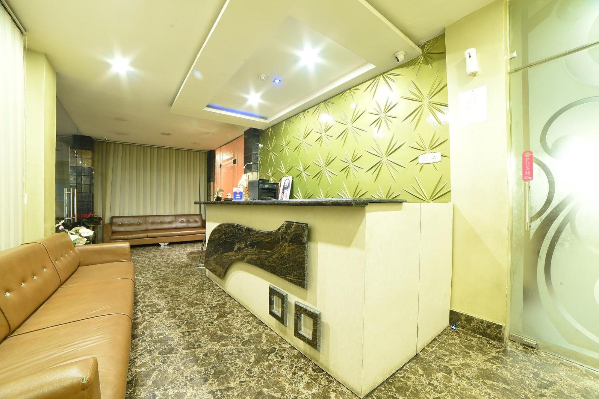 Collection O Hotel Highway Palace Guwahati Exterior foto